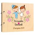 Personalizowany drewniany album ślubny z imionami i datą