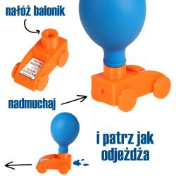Autko jeżdżące z balonem na Dzień Dziecka z...