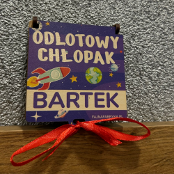 Gra kółko i krzyżyk z imieniem na Dzień Chłopaka!