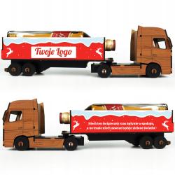 Drewniany tir z logo firmowym prezent...