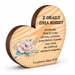 Drewniana statuetka serce Dzień Kobiet prezent...