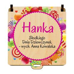 Drewniane pudełko na słodycze z imieniem na...