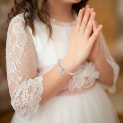 Bransoletka komunijna różowa perełki krzyżyk...