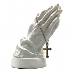Figurka modlące się dłonie z krzyżykiem...