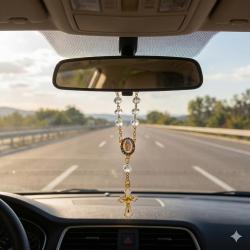 Różaniec do auta złoty medalik krzyż kryształki