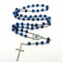 Różaniec niebieski z medalikiem krzyżyk łańcuszek