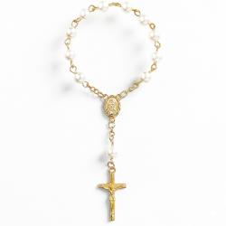 Różaniec perłowy mini złoty z krzyżem medalik...