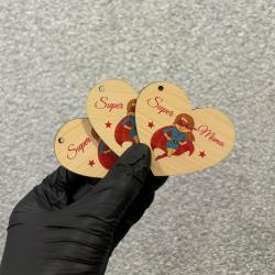 Drewniany magnes na lodówke na dzien mamy