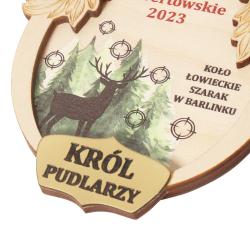 Drewniany medal myśliwski dla króla pudlarzy z...